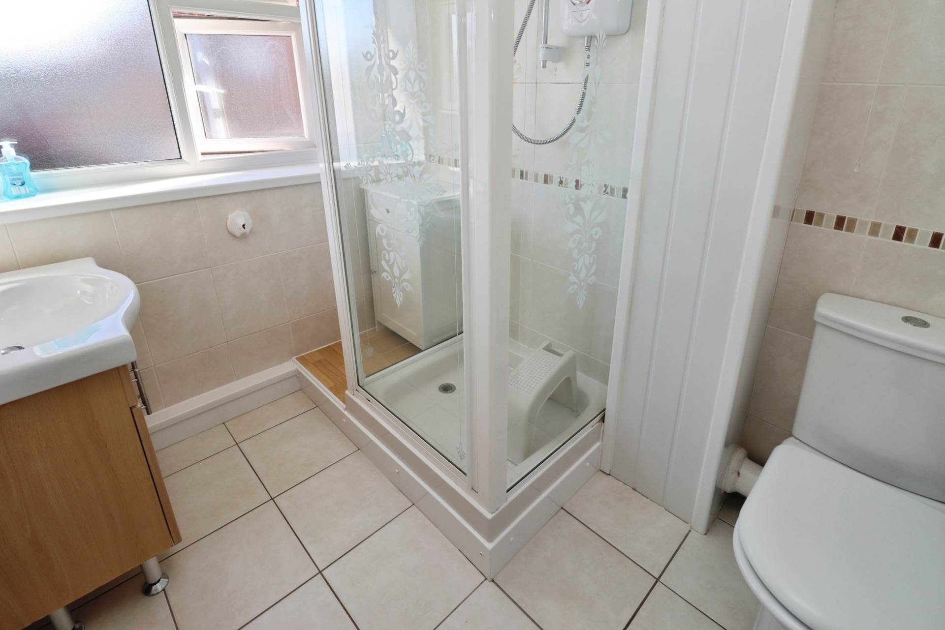 Aylesbury Avenue, Prenton, Image 15