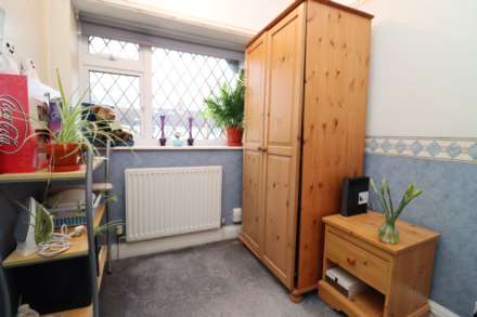 Raeburn Avenue, Bromborough, Image 10
