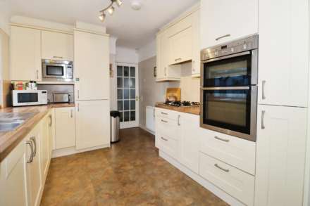 Orchard Way, Higher Bebington, Image 8