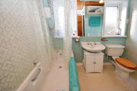Dutton Drive, Spital, Image 16