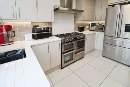 Erfurt Avenue, Bebington, Image 14