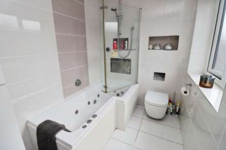 Erfurt Avenue, Bebington, Image 21