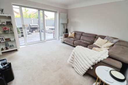 Erfurt Avenue, Bebington, Image 3