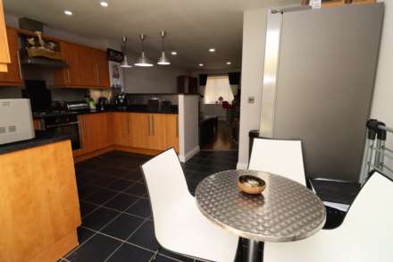 Terminus Road, Bormborough, Image 18