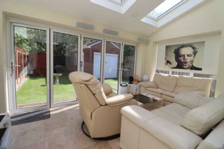 Terminus Road, Bormborough, Image 19
