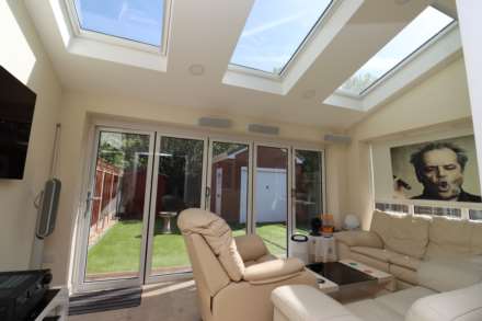 Terminus Road, Bormborough, Image 20