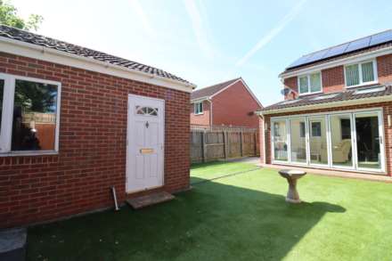 Terminus Road, Bormborough, Image 33