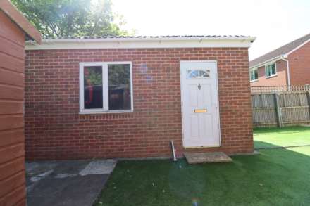 Terminus Road, Bormborough, Image 34