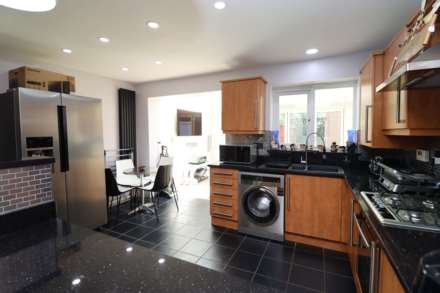 Terminus Road, Bormborough, Image 6