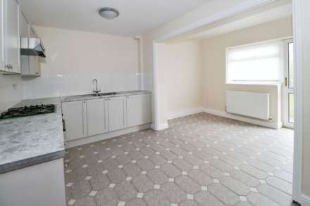 Portia Avenue, Bebington, Image 9