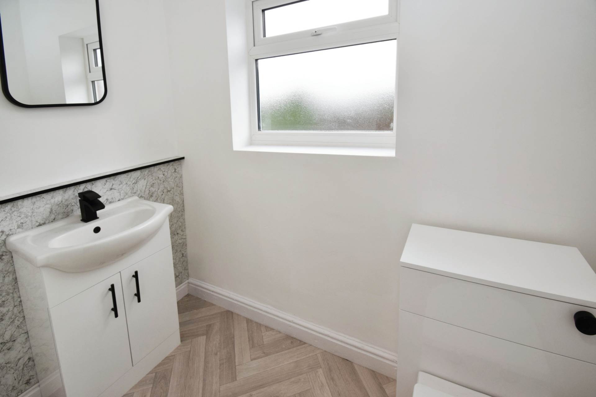 Oakleigh Grove, Bebington, Image 14