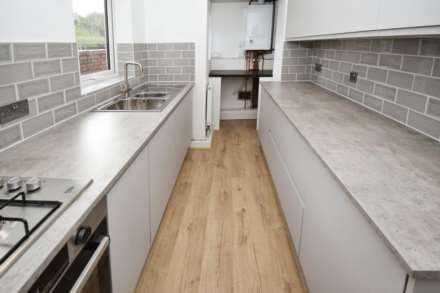 Oakleigh Grove, Bebington, Image 9