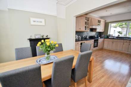 Mill Road, Higher Bebington, Image 4