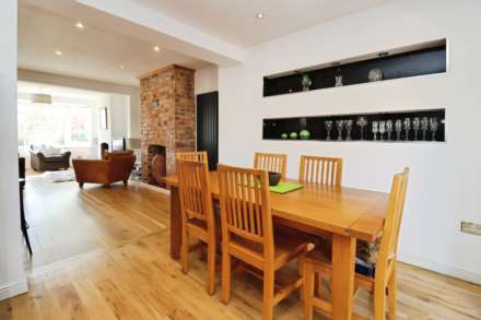 Woodland View, Childer Thornton, Image 17