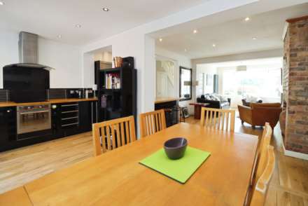 Woodland View, Childer Thornton, Image 6