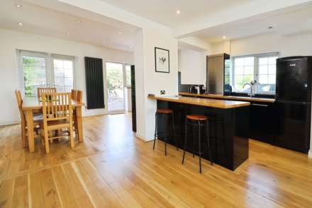 Woodland View, Childer Thornton, Image 8