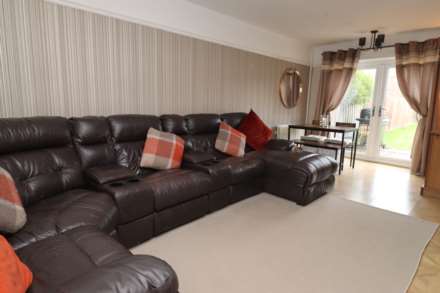 Helsby Avenue, Eastham, Image 9