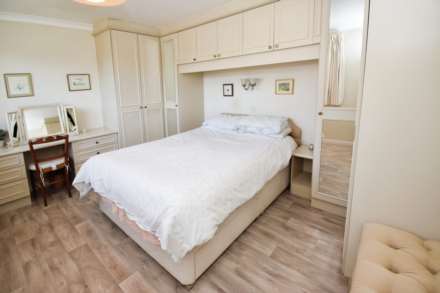 The Spinney, Spital, Image 15