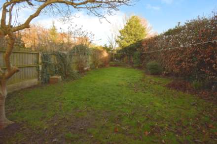 Woodkind Hey, Spital, Image 19
