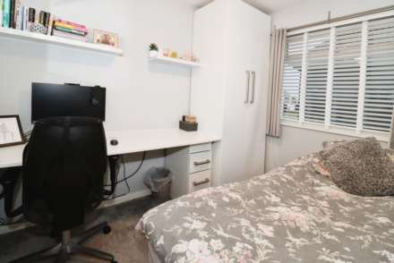 Woodkind Hey, Spital, Image 17