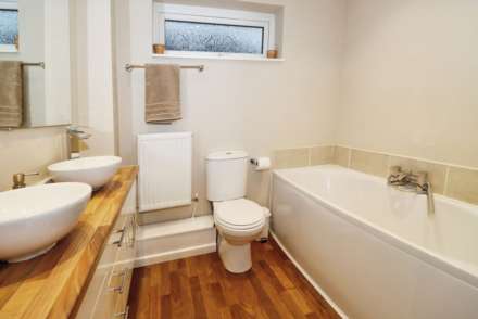 Woodkind Hey, Spital, Image 18