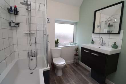 New Chester Road, Bromborough, Image 12