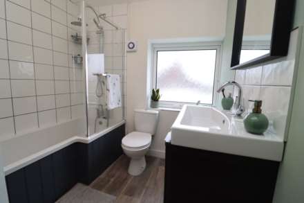New Chester Road, Bromborough, Image 20