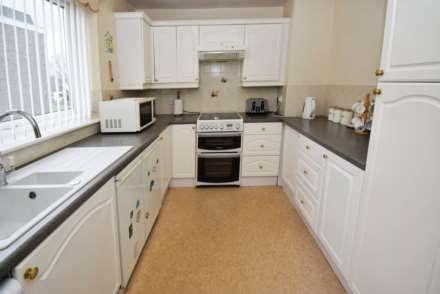 Lancelyn Court, Spital, Image 3