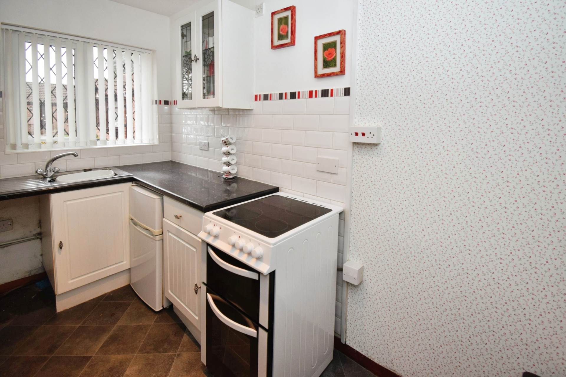 Heathcote Gardens, Bebington, Image 10