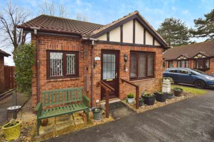 Heathcote Gardens, Bebington, Image 1