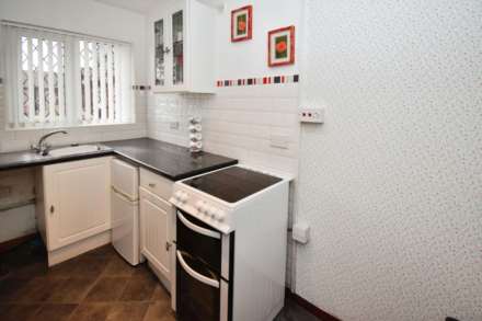 Heathcote Gardens, Bebington, Image 10