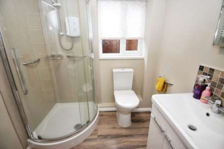 Heathcote Gardens, Bebington, Image 16