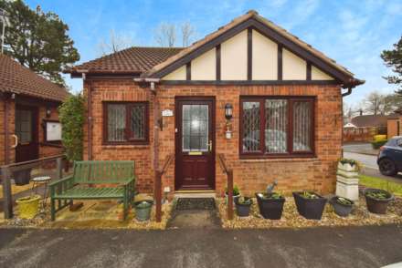 Heathcote Gardens, Bebington, Image 17
