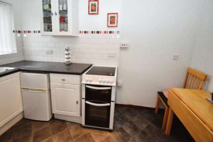 Heathcote Gardens, Bebington, Image 3