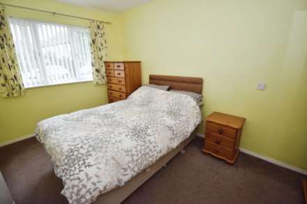 Heathcote Gardens, Bebington, Image 4