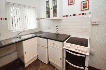 Heathcote Gardens, Bebington, Image 8