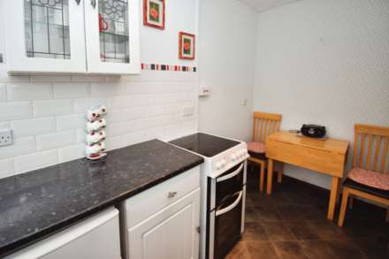 Heathcote Gardens, Bebington, Image 9