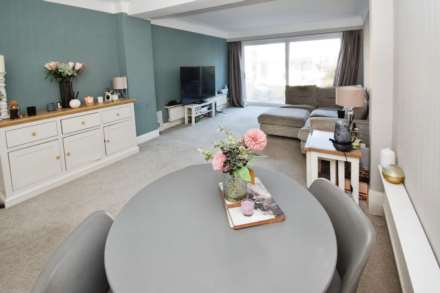 Carol Drive, Heswall, Image 2