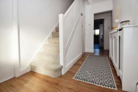 Carol Drive, Heswall, Image 4