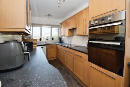 Carol Drive, Heswall, Image 9