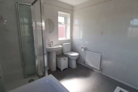 Brookhurst Avenue, Bromborough, Image 22