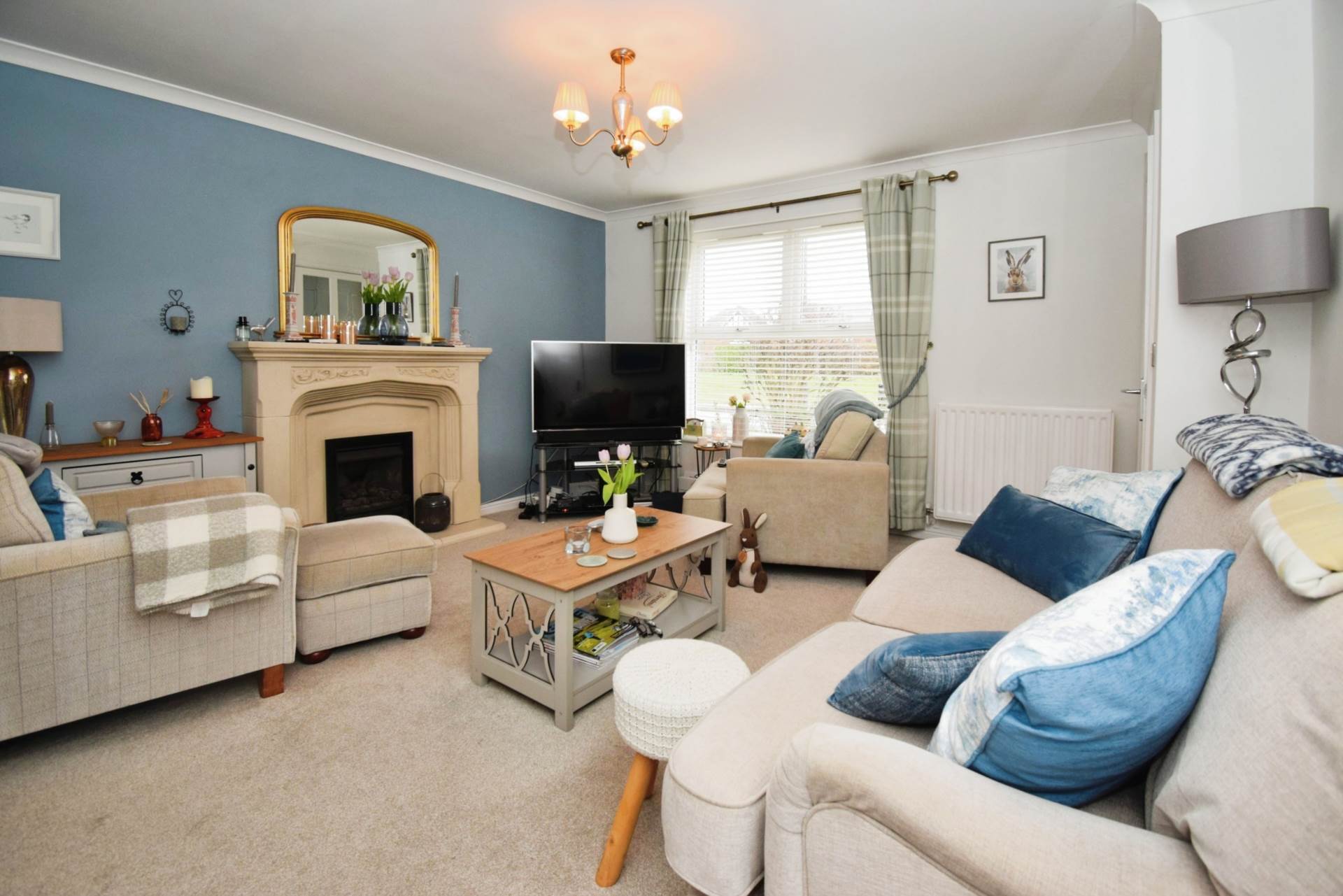 Cheltenham Crescent, Moreton, Image 2