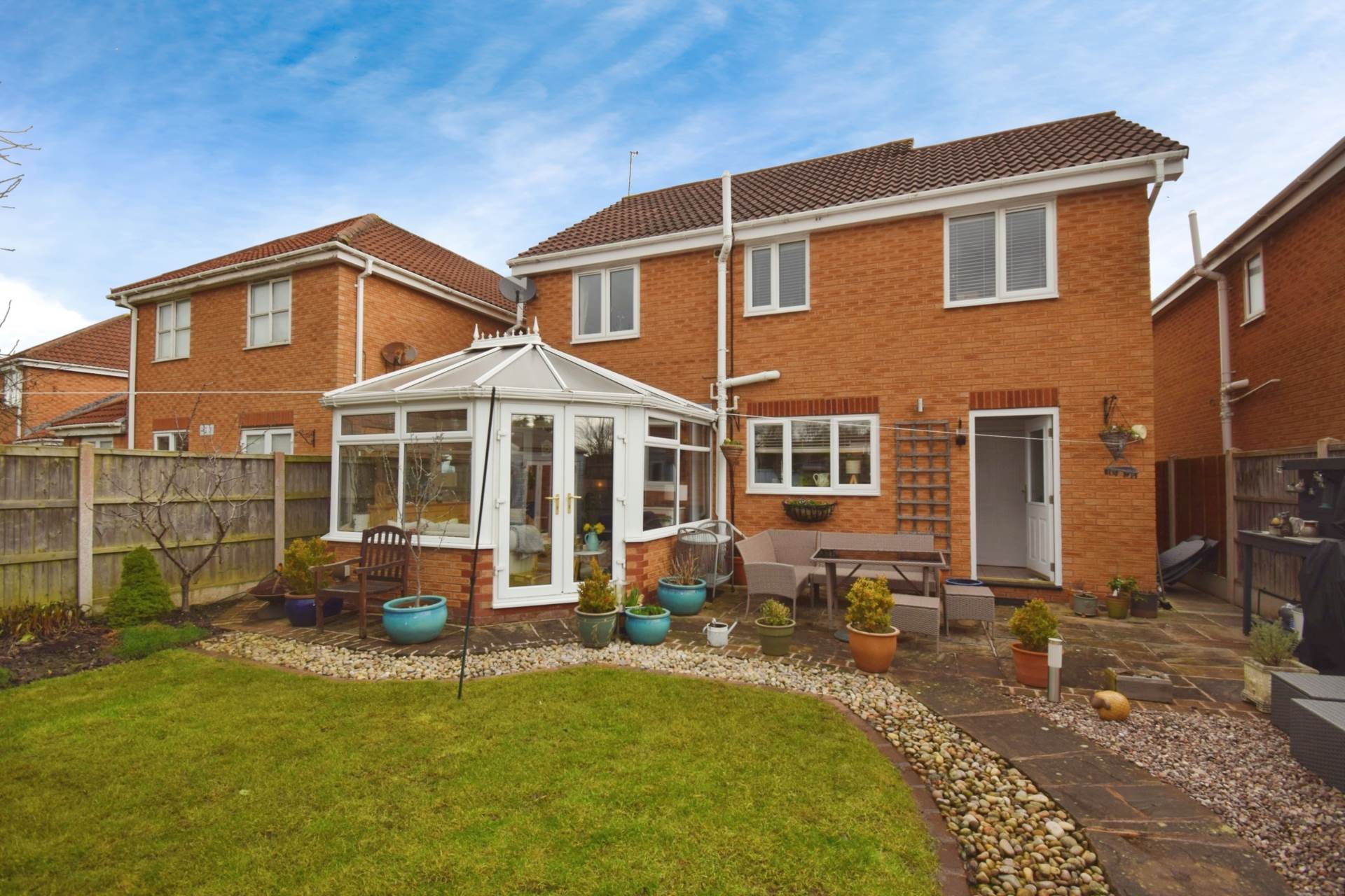 Cheltenham Crescent, Moreton, Image 4