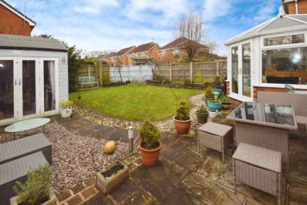 Cheltenham Crescent, Moreton, Image 25