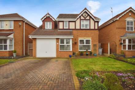 Cheltenham Crescent, Moreton, Image 29