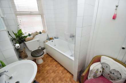 Roxburgh Avenue, Tranmere, Image 26
