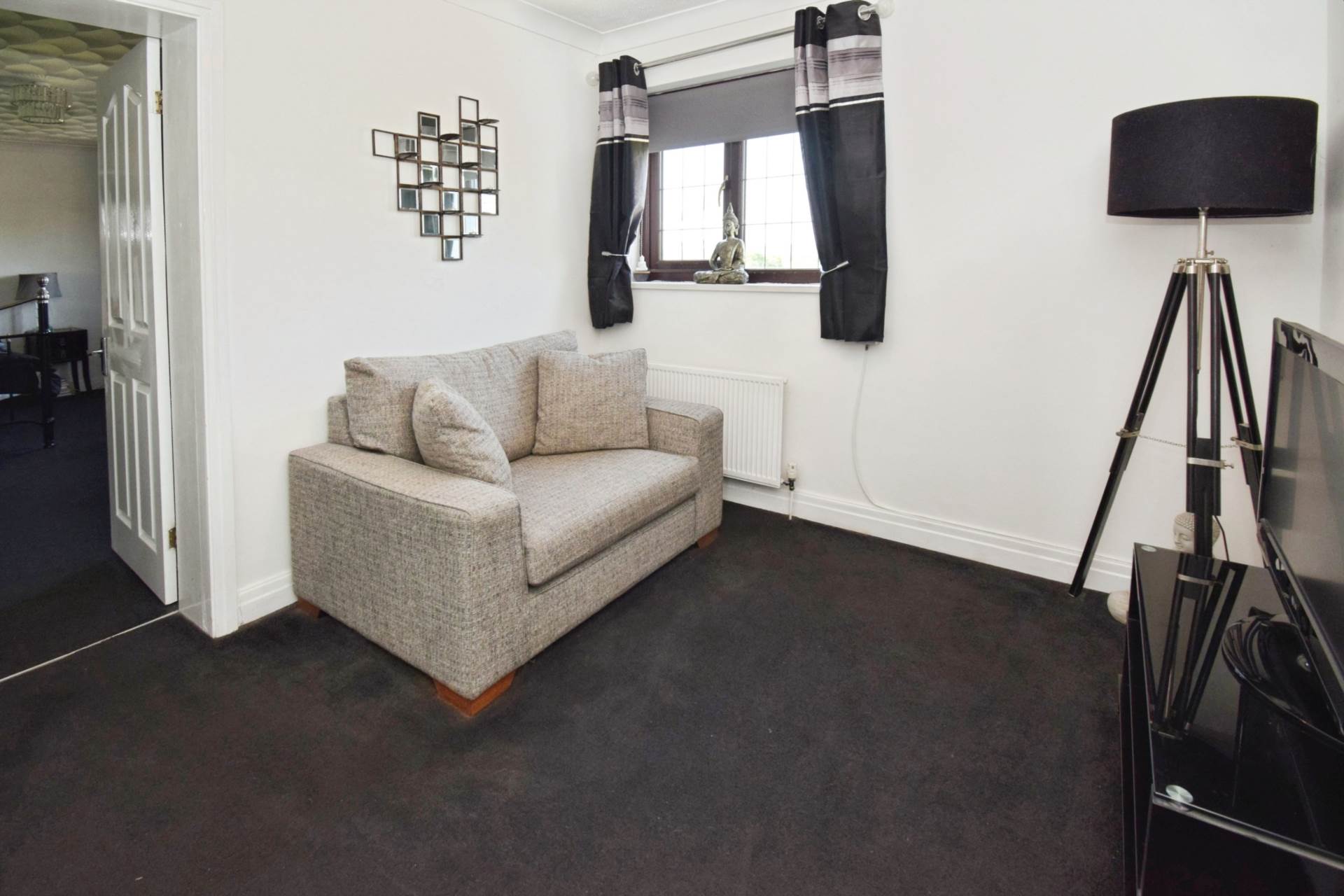 Poulton Green Close, Spital, Image 10