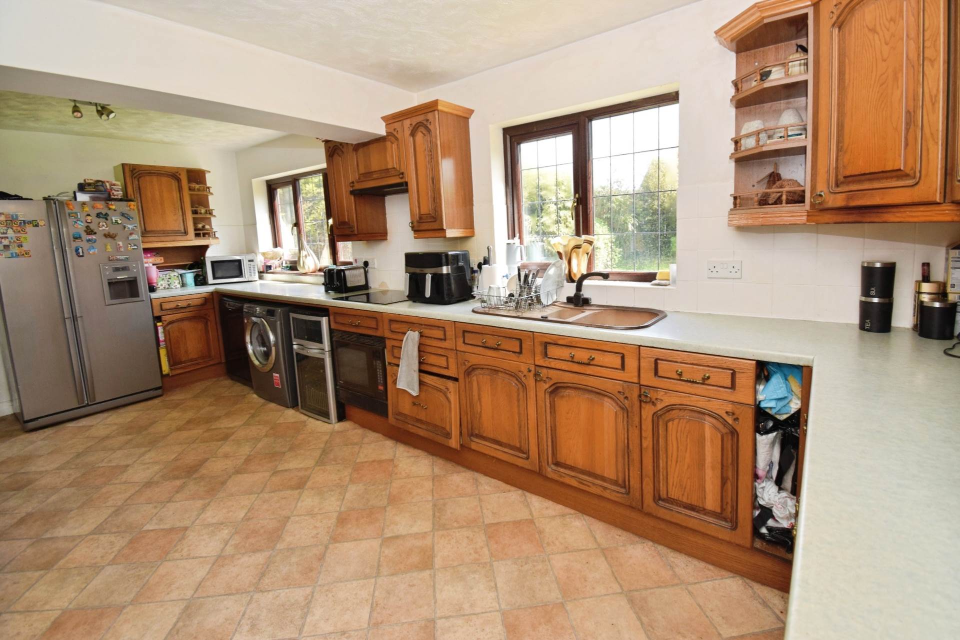 Poulton Green Close, Spital, Image 17