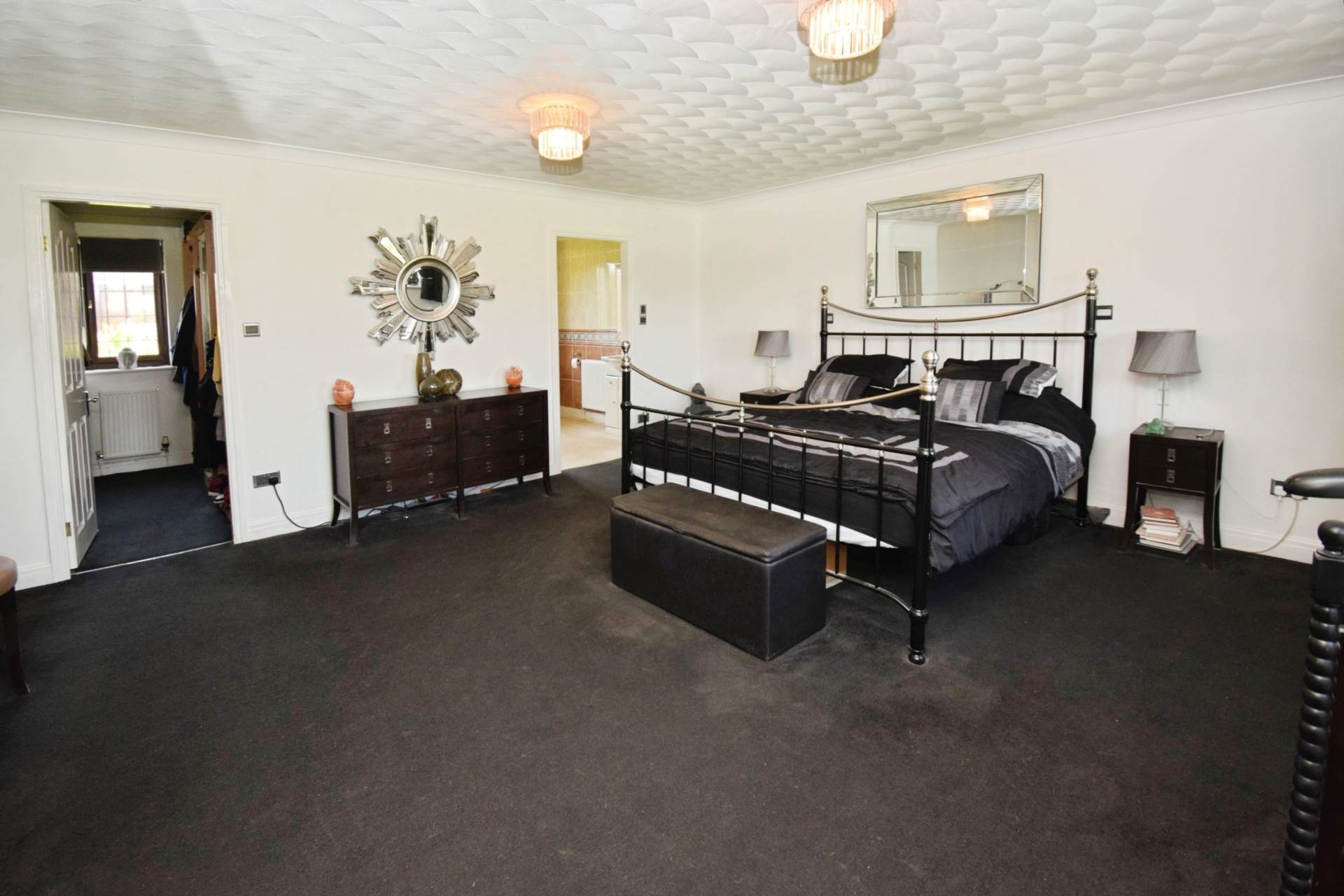 Poulton Green Close, Spital, Image 25
