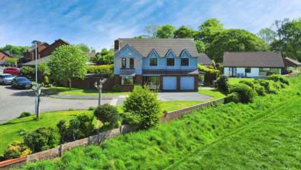 4 Bedroom Detached, Poulton Green Close, Spital